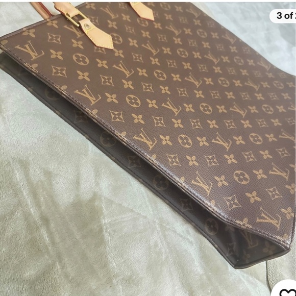 Louis Vuitton Sac Plat Handbag # M51140 - Picture 3 of 16